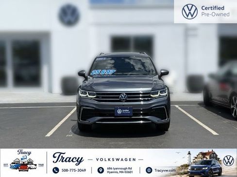 Certified 2022 Volkswagen Tiguan SEL R-Line AWD/4WD image 23