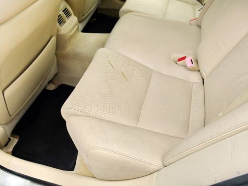 Used 2011 Lexus GS 450h w/ Preferred Accessory Package RWD image 16