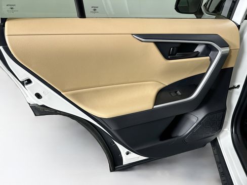 Used 2025 Toyota RAV4 LE image 26