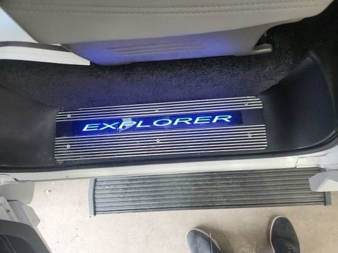 Used 2024 Chevrolet Express 2500 Extended w/ Driver Convenience Package RWD image 14