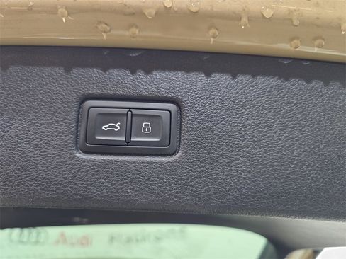 Used 2025 Audi Q7 2.0T Premium Plus w/ Premium Plus Package image 15