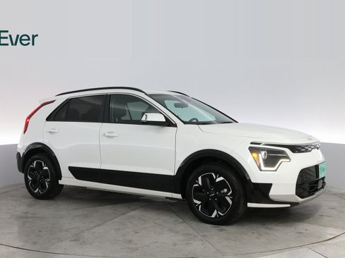 Used 2023 Kia Niro Wind image 5