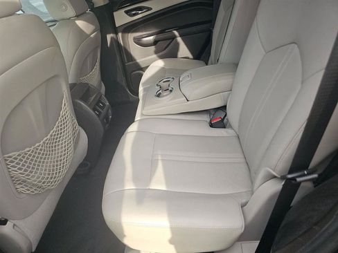 Used 2016 Cadillac SRX Luxury AWD/4WD image 13