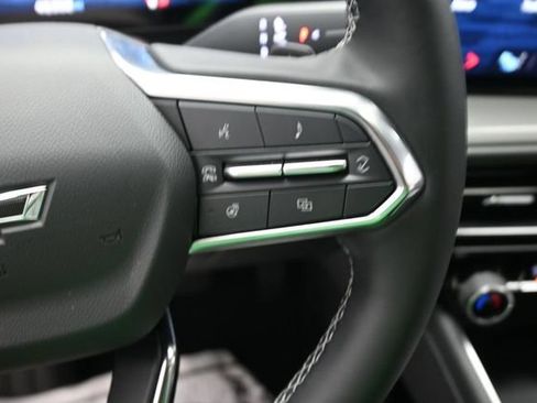 Used 2024 Chevrolet Traverse LT w/ Midnight/Sport Edition AWD/4WD image 14