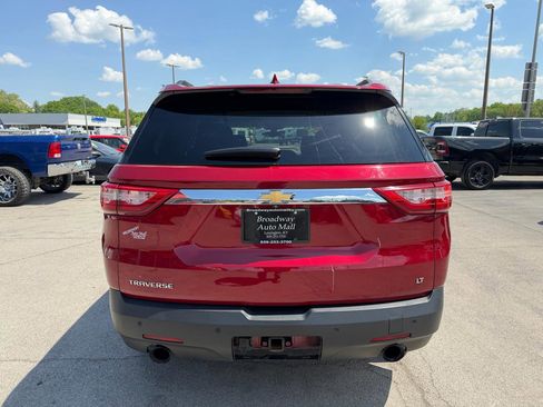 Used 2020 Chevrolet Traverse LT FWD image 4