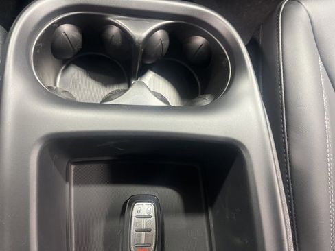 New 2026 Chrysler Pacifica Select image 20