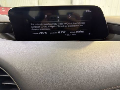 Used 2023 MAZDA MAZDA3 s image 19
