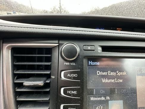 Certified 2019 Toyota Highlander Limited Platinum image 13