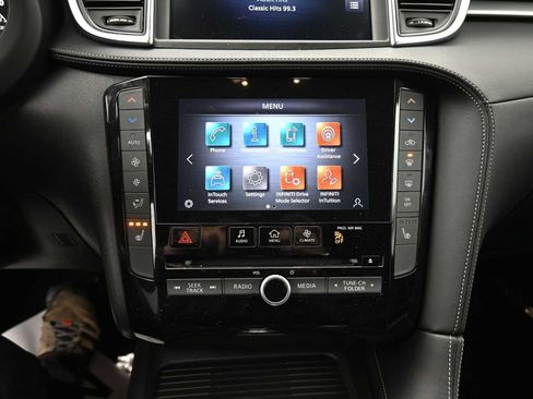 Used 2021 INFINITI QX50 Luxe w/ Cargo Package image 9