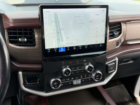 Used 2022 Ford Expedition Limited RWD image 21
