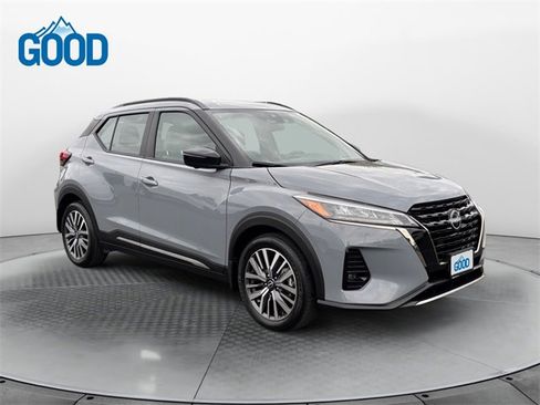 Used 2023 Nissan Kicks SR w/ SR Premium Package image 7