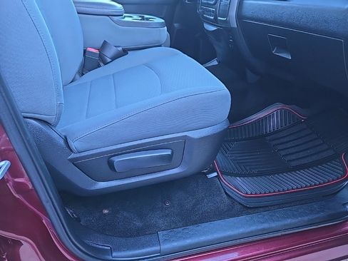 Used 2018 RAM 2500 Tradesman w/ Chrome Appearance Group image 72