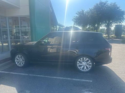 Used 2020 Land Rover Range Rover HSE AWD/4WD image 2