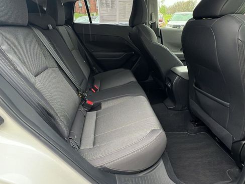 Used 2024 Subaru Crosstrek 2.0i Premium AWD/4WD image 15