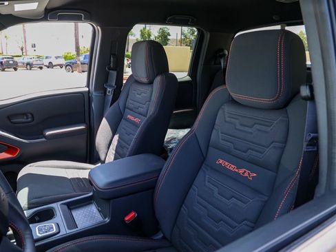 New 2026 Nissan Frontier PRO-4X AWD/4WD image 15