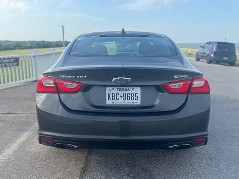 Used 2017 Chevrolet Malibu Premier w/ Premier Sun and Wheel Package image 5
