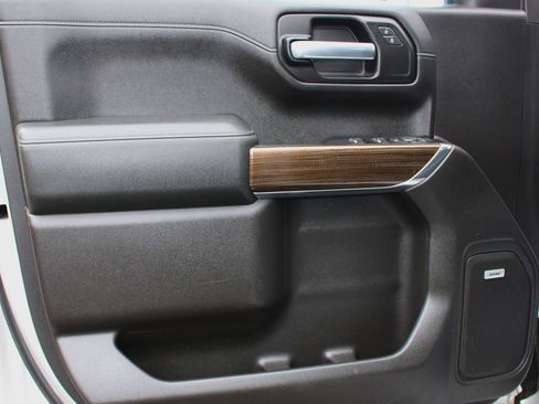 Used 2019 Chevrolet Silverado 1500 RST w/ All-Star Edition image 15