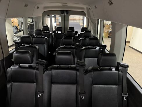 Used 2023 Ford Transit 350 XL RWD image 39