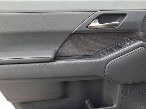 Used 2025 Lexus GX 550 w/ Accessory Package (2T) image 9