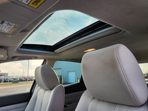 Used 2012 MAZDA CX-7 i Sport w/ Convenience Pkg image 23