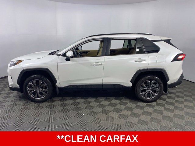 Used 2025 Toyota RAV4 XLE Premium w/ Weather Package AWD/4WD image 5
