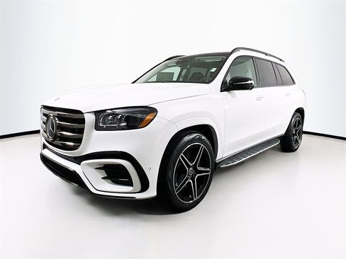 New 2025 Mercedes-Benz GLS 450 4MATIC image 3