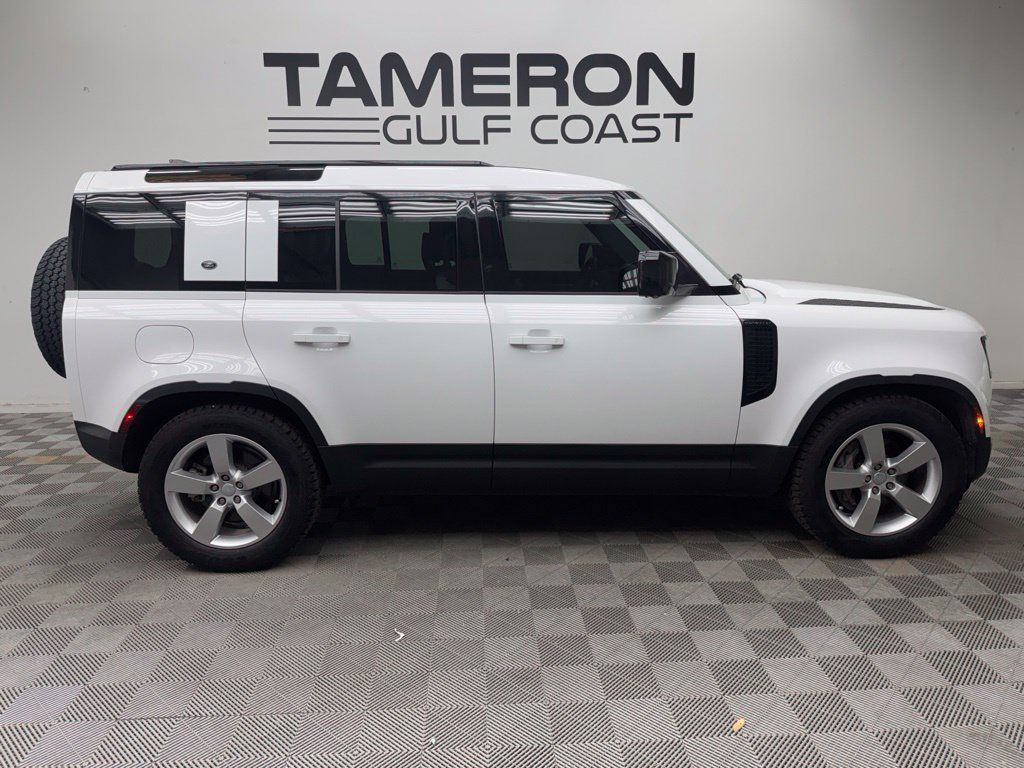 Used 2023 Land Rover Defender 110 SE AWD/4WD image 4