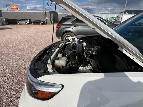 Used 2023 Ford Explorer ST w/ Equipment Group 401A AWD/4WD image 29