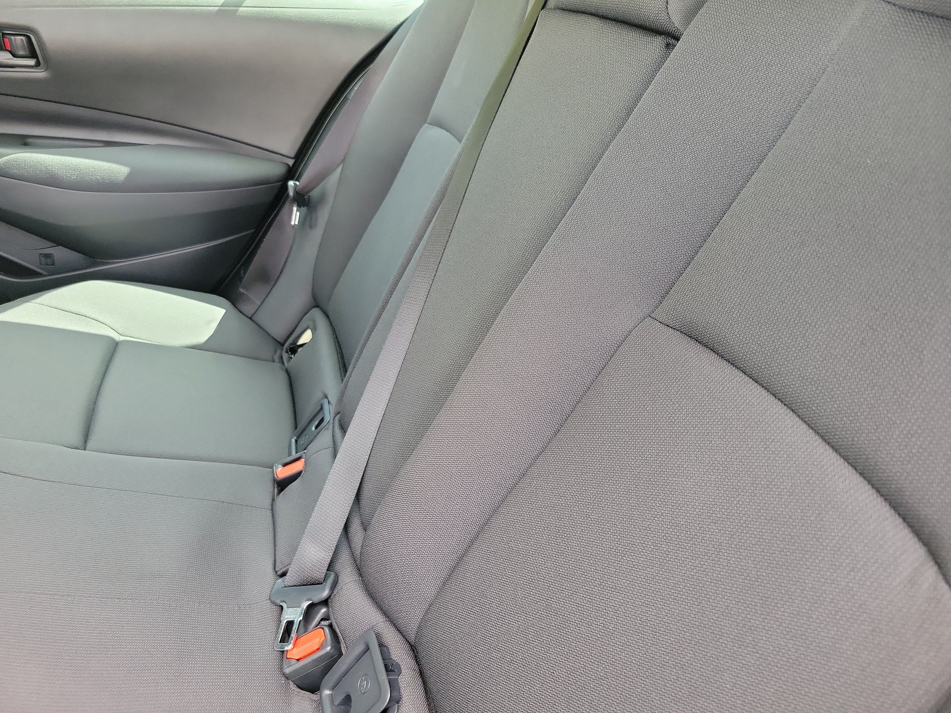Used 2025 Toyota Corolla LE FWD image 10