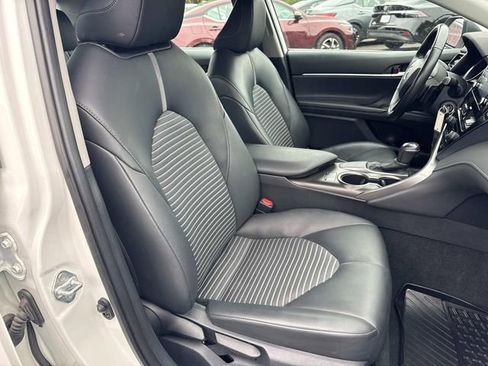 Used 2023 Toyota Camry SE FWD image 23