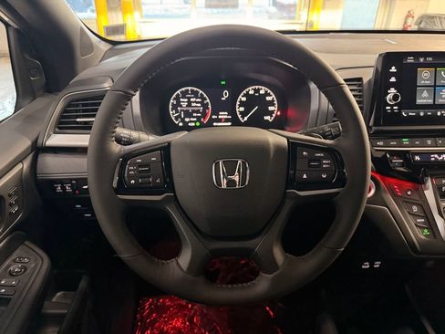 Used 2026 Honda Odyssey Sport-L image 5