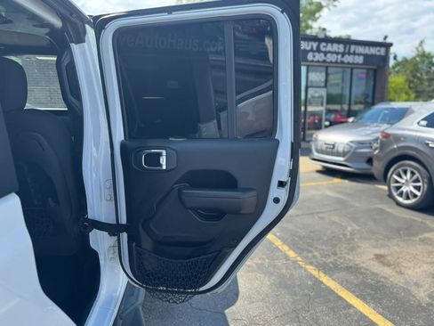 Used 2020 Jeep Gladiator Mojave AWD/4WD image 41