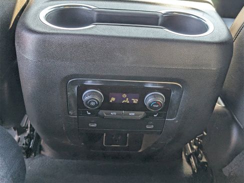 Used 2021 Chevrolet Tahoe LT w/ LT Signature Plus Package image 25