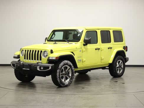 Used 2023 Jeep Wrangler Sahara image 4