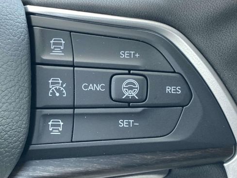 New 2026 Jeep Grand Cherokee Limited w/ Limited Altitude Package RWD image 51