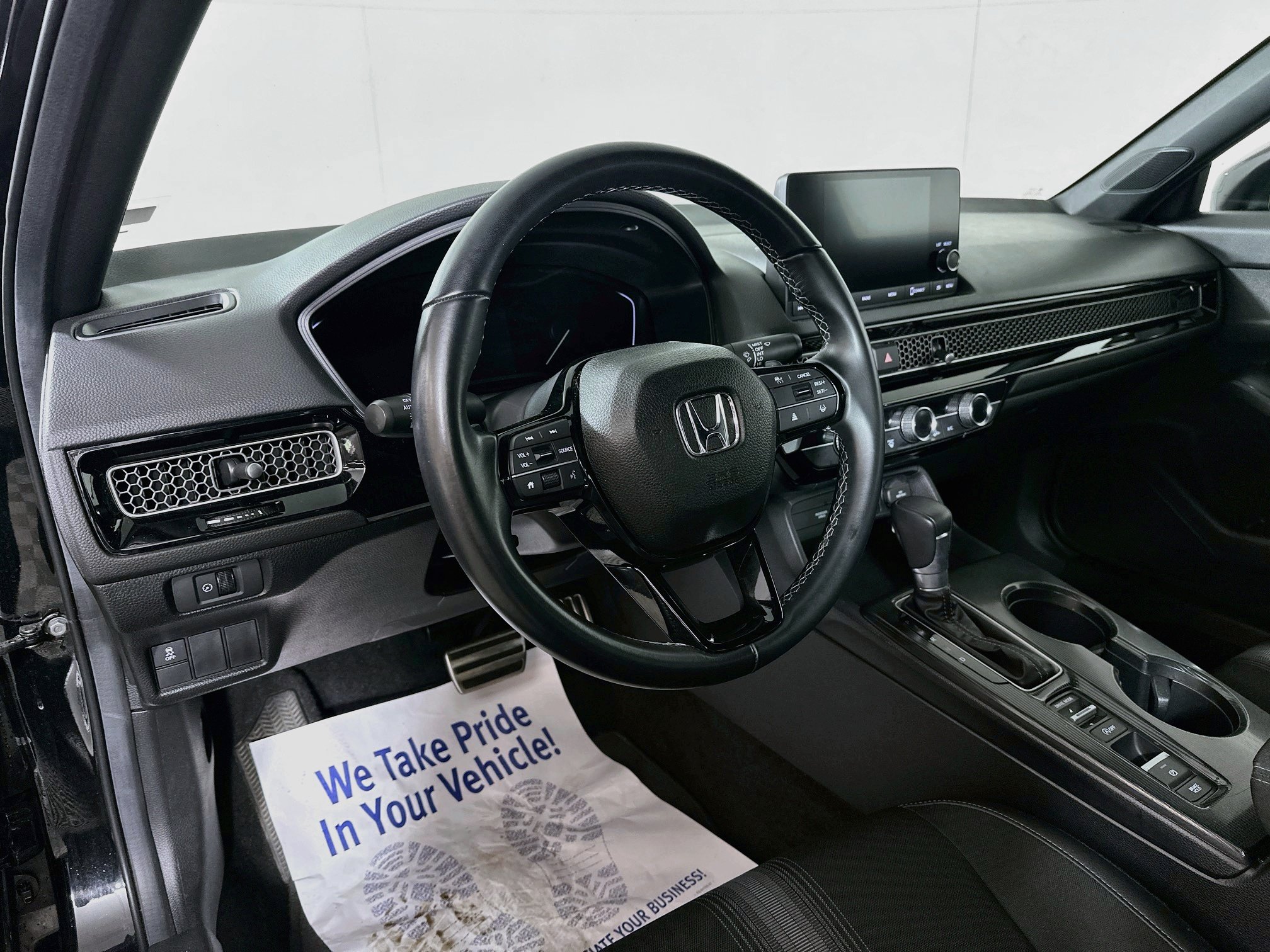 Certified 2025 Honda Civic Sport image 9