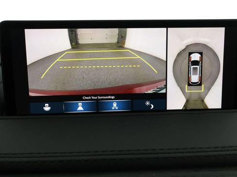 Used 2024 Acura MDX SH-AWD w/ Advance Package image 17