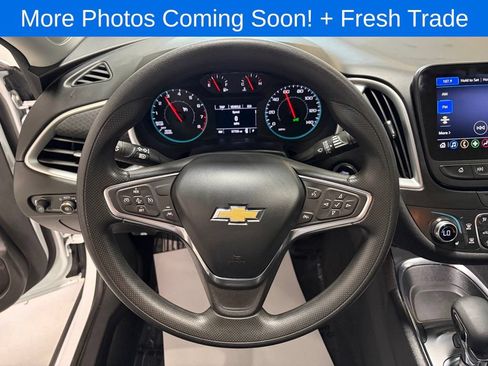 Used 2024 Chevrolet Malibu LT FWD image 13