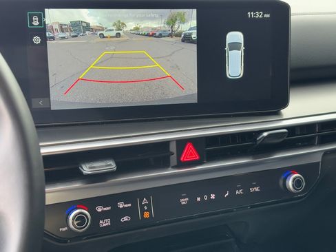 Used 2025 Kia Sorento EX image 23