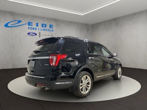 Used 2018 Ford Explorer Limited w/ Equipment Group 301A AWD/4WD image 10