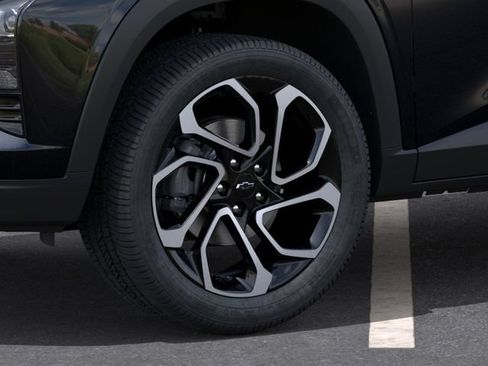 New 2026 Chevrolet Trax RS w/ Sunroof Package FWD image 9
