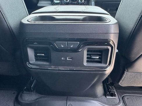 Used 2023 GMC Sierra 1500 AT4 w/ AT4 Premium Package AWD/4WD image 14