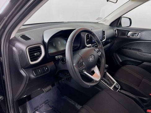 Certified 2023 Hyundai Venue SEL w/ Cargo Package FWD image 9