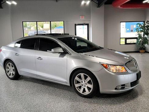 Used 2010 Buick LaCrosse CXL FWD image 1
