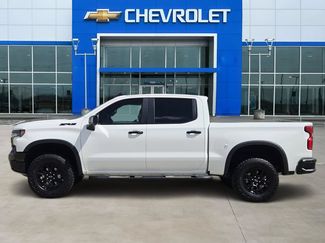 New 2026 Chevrolet Silverado 1500 ZR2 w/ Dark Appearance Package AWD/4WD video 3