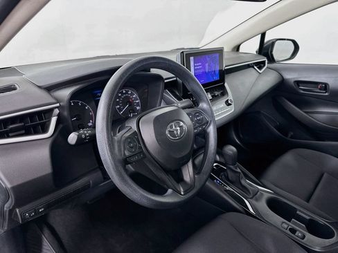 Used 2024 Toyota Corolla LE FWD image 9