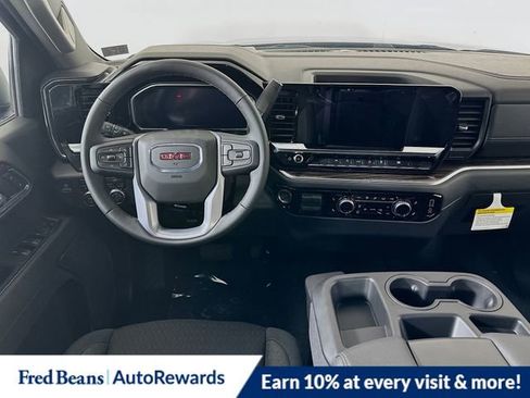 New 2026 GMC Sierra 1500 Elevation image 16