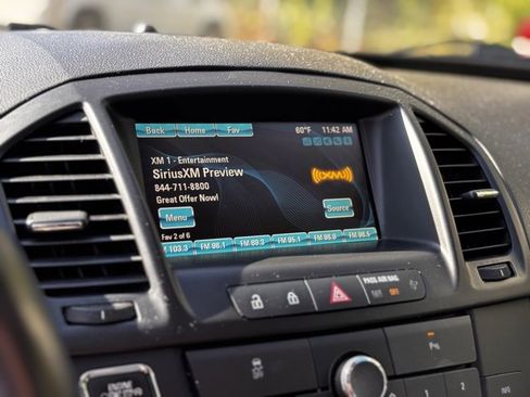 Used 2012 Buick Regal Premium image 12