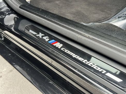Used 2021 BMW X4 M Sport Utility 4D w/ Competition Package image 18
