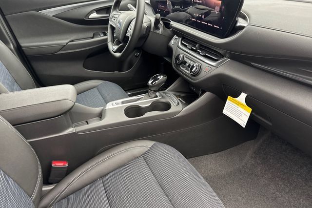 New 2026 Buick Envista Preferred w/ Convenience I Package FWD image 17